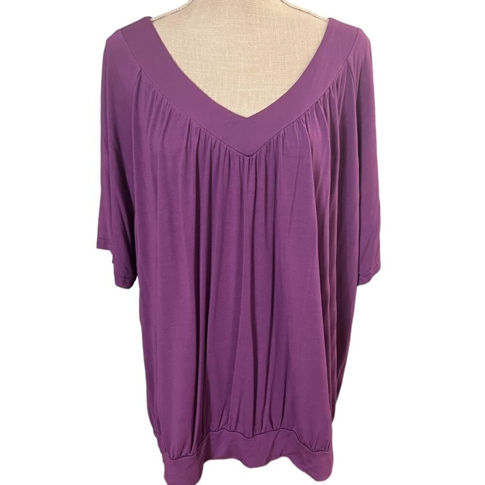 Women's XL Purple Tee, Gathered Band, Scoop V Neck, Short Sleeve